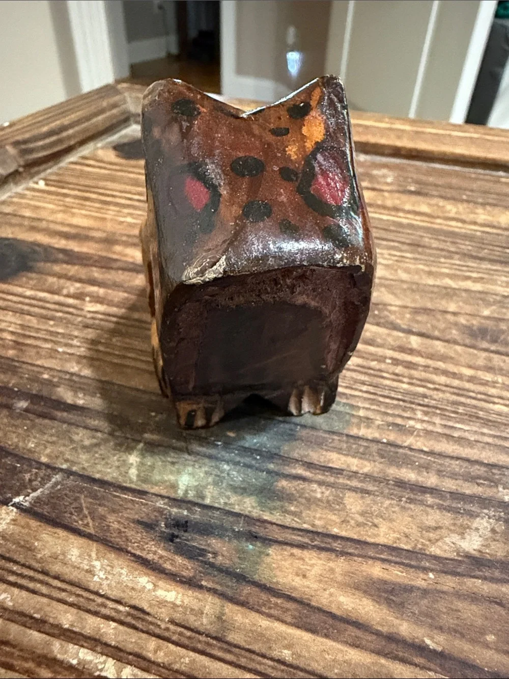 Hand carved and painted wood frog - Picture 5 of 5